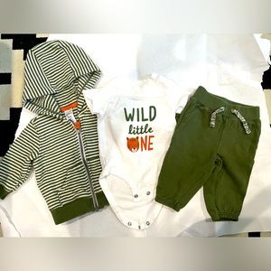 3 month Carters 3 piece zip up sweatshirt/sweatpants set. Wild little one